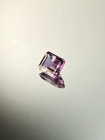 Ametisti 2,8 ct smaragdi