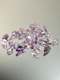 Ametisti erä ( 7-4 x 3-2 x 2-1 mm \ 0,49 ct ) markiisi