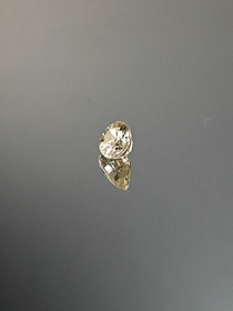 Zircon 1,8 ct oval