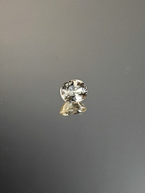 Zircon 1,8 ct oval