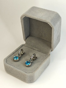 Vintage korvakorut korukivillä