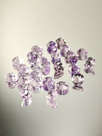 Ametisti erä ( 5-4 x 3-2 mm \ 0,4 ct ) pyöreä