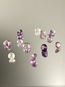 Ametisti erä ( 3-2 mm \ 0,09 ct ) pyöreä