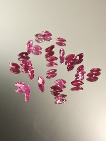 Ruby  lot ( 4.4-4 x 2.2-1.7 mm \ 0,11 ct ) marquise