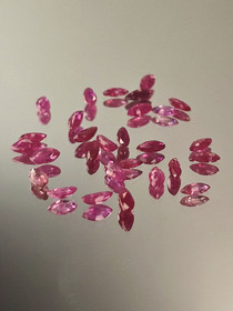Ruby  lot ( 4.4-4 x 2.2-1.7 mm \ 0,11 ct ) marquise
