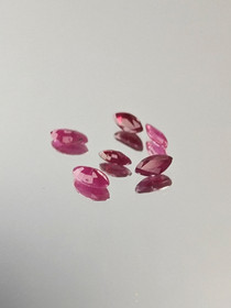 Ruby lot ( 5.8-4.9 x 3.1-2.1 mm \ 0,25 ct ) marquise