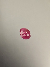 Burman Rubiini 1.2 ct ovaali