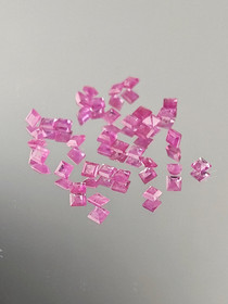 Ruby lot ( 2.3 - 1.8 mm \ 0,06 ct ) square