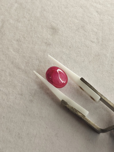 Luonnon safiiri 8,1ct väri käsitelty