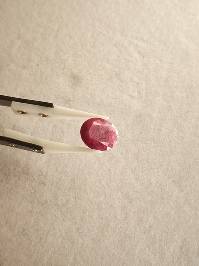 Natural Sapphire 8,2ct color enhanced