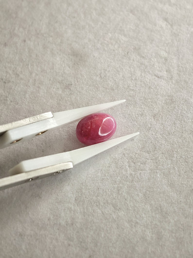 Luonnon safiiri 7,70ct väri käsitelty