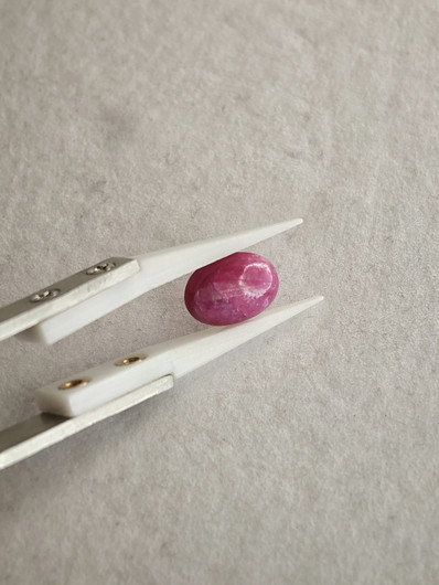 Luonnon safiiri 6,6ct väri käsitelty