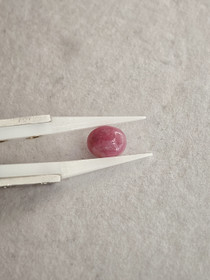 Luonnon safiiri 3,59ct väri käsitelty