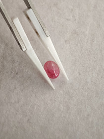 Luonnon safiiri 1,68ct väri käsitelty