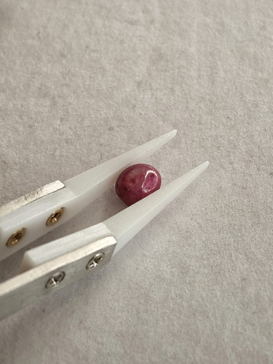 Natural Sapphire 3,8ct color enhanced