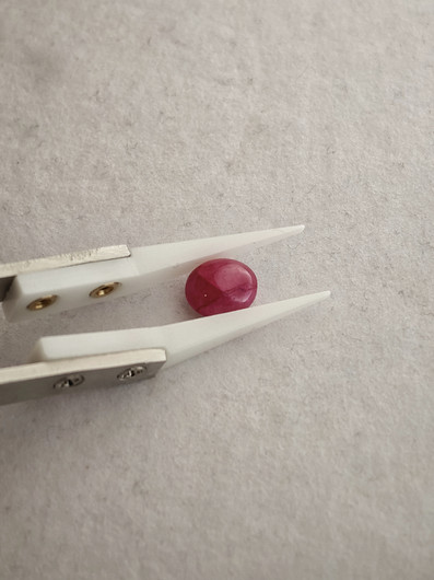 Luonnon safiiri 3,5ct väri käsitelty