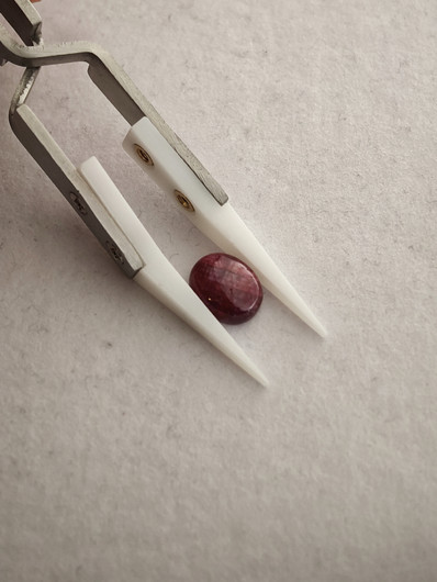Luonnon safiiri 5,22ct väri käsitelty
