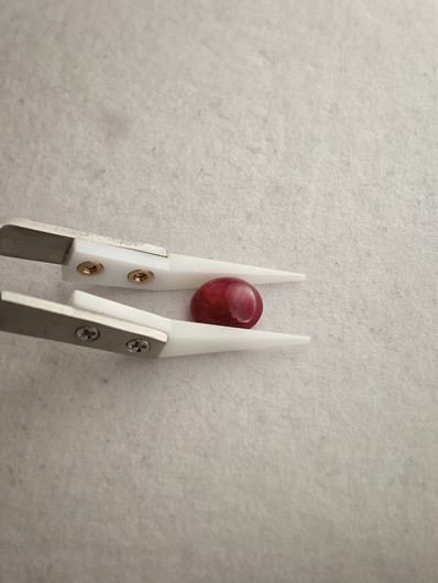 Luonnon safiiri 6,7ct väri käsitelty