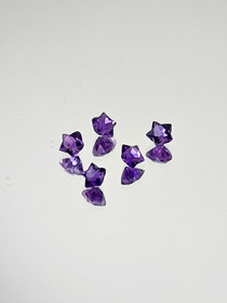 Ametisti erä ( 4 x 3-2  mm \ 0,25 ct ) tähti