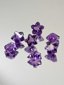 Ametisti erä ( 8-7 x 5-4  mm \ 1,6 ct ) tähti\kukka