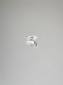 Quartz 0,3 ct, half moon