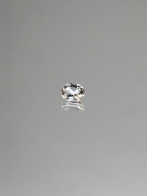 Quartz 0,4 ct, oval
