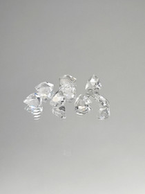 Quartz lot ( 5-4 x 3-2 mm \ 0,4 ct ) triangle