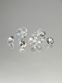 Quartz lot ( 5-4 x 3 mm \ 0,45 ct ) round
