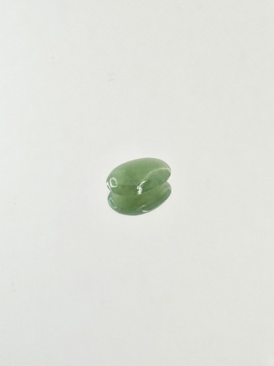 Jade 2,9 ct oval