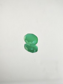 Krysopraasi 3,8 ct ovaali