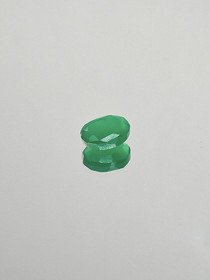 Krysopraasi 1,7 ct ovaali