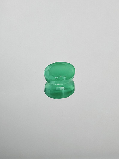 Chrysoprase 2,5 ct oval