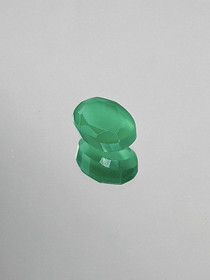 Krysopraasi 2,5 ct ovaali