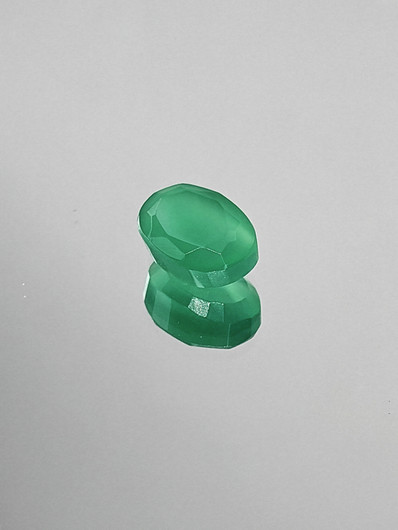 Chrysoprase 2,5 ct oval