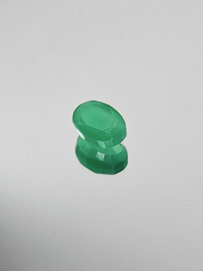Chrysoprase 2,5 ct oval