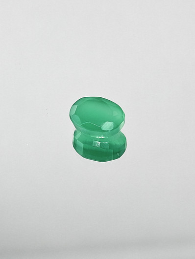 Chrysoprase 2,5 ct oval