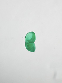 Krysopraasi 1,8 ct ovaali