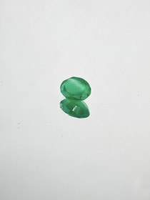 Krysopraasi 1,4 ct ovaali