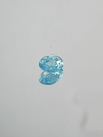 Zircon 1,7 ct oval