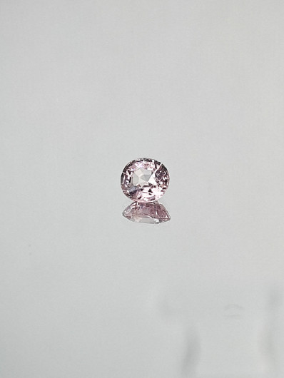 Spinel 0.7 ct round