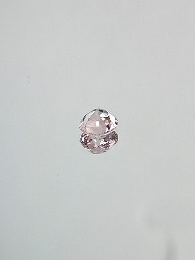 Spinel 0.7 ct round