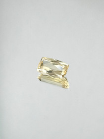 Berylli 2,9 ct radiantti