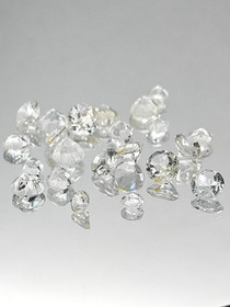 Topaasi erä ( 5 - 3 mm \ 0,7 ct ) pyöreä