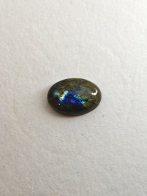 Labradoriitti 35 ct ovaali / 28mm