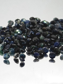 Luonnon safiiri erästä  ( 4-2 mm \ 0,25 ct ) 4kpl