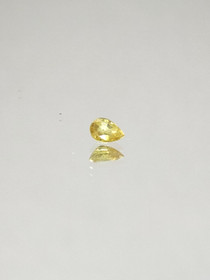 Luonnon safiiri 0,1 ct pisara