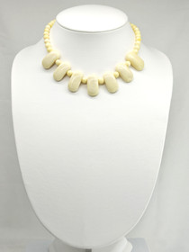 Vintage Bakelite necklace 45 cm