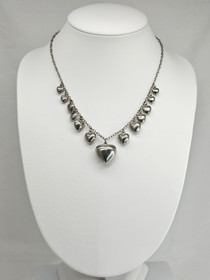 Vintage kaulakoru sydän riipuksilla