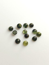 Luonnon safiiri erä ( 3 mm \ 0,2 ct ) pyöreä