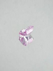 Safiiri (synt.) 10,5 ct smaragdi